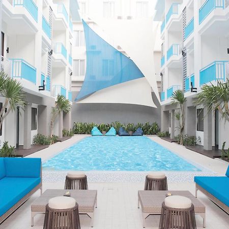 Bloo Bali Hotel Кута Екстериор снимка