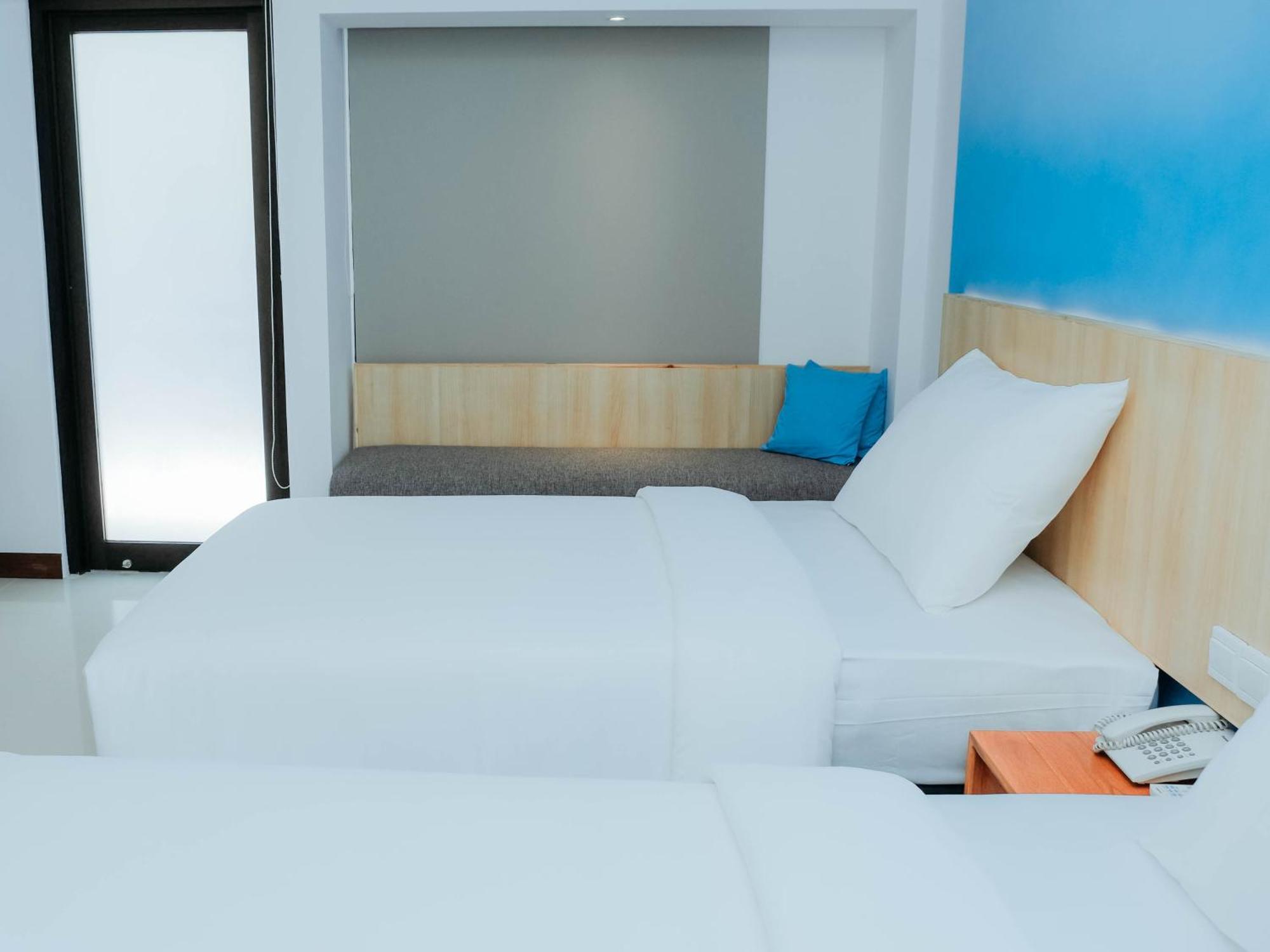 Bloo Bali Hotel Кута Екстериор снимка