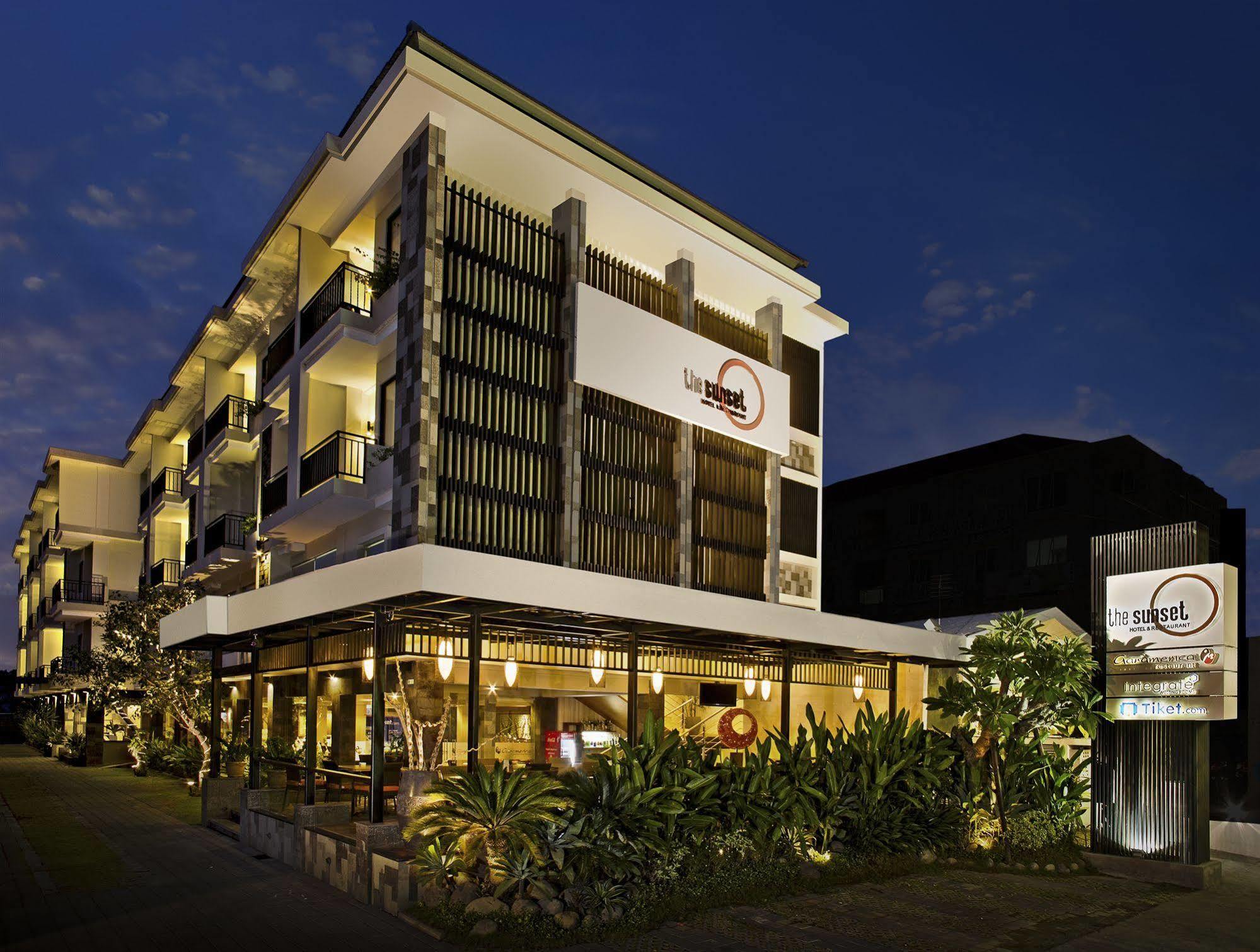 Bloo Bali Hotel Кута Екстериор снимка
